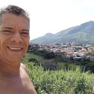 Meet your Posher, Adauto